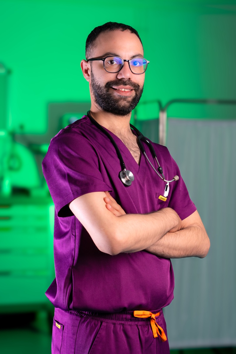 Portrait professionnel — Dr. Tahiri